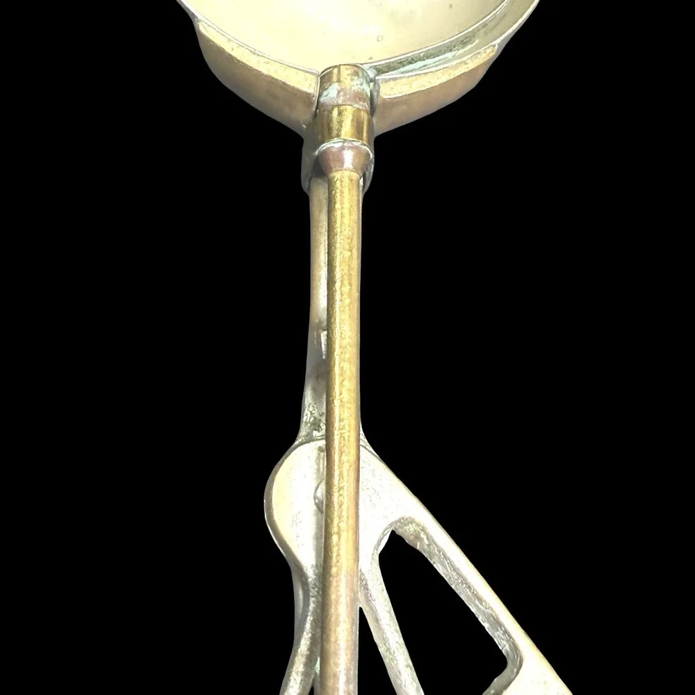 Gilchrist this scoop